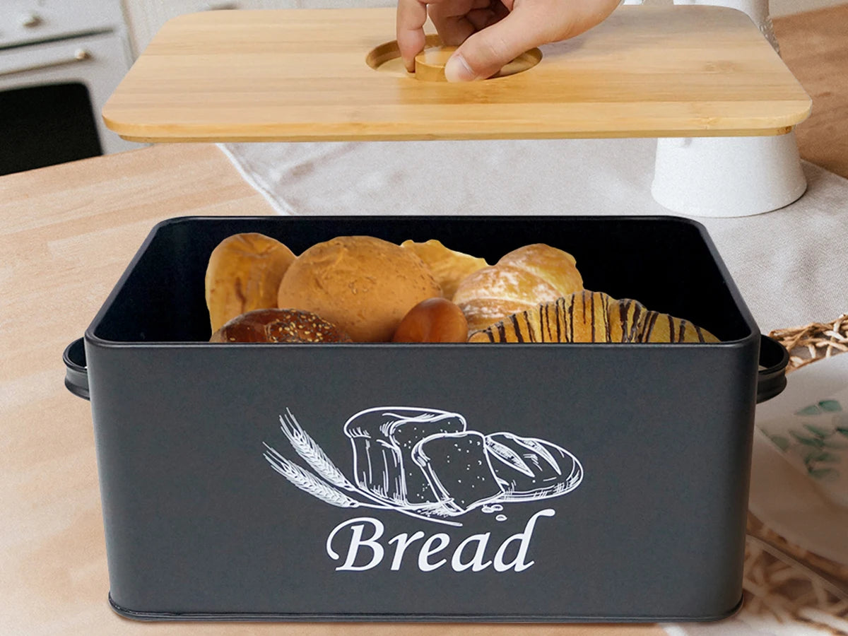 Bread Bin With Bamboo Cutting Board